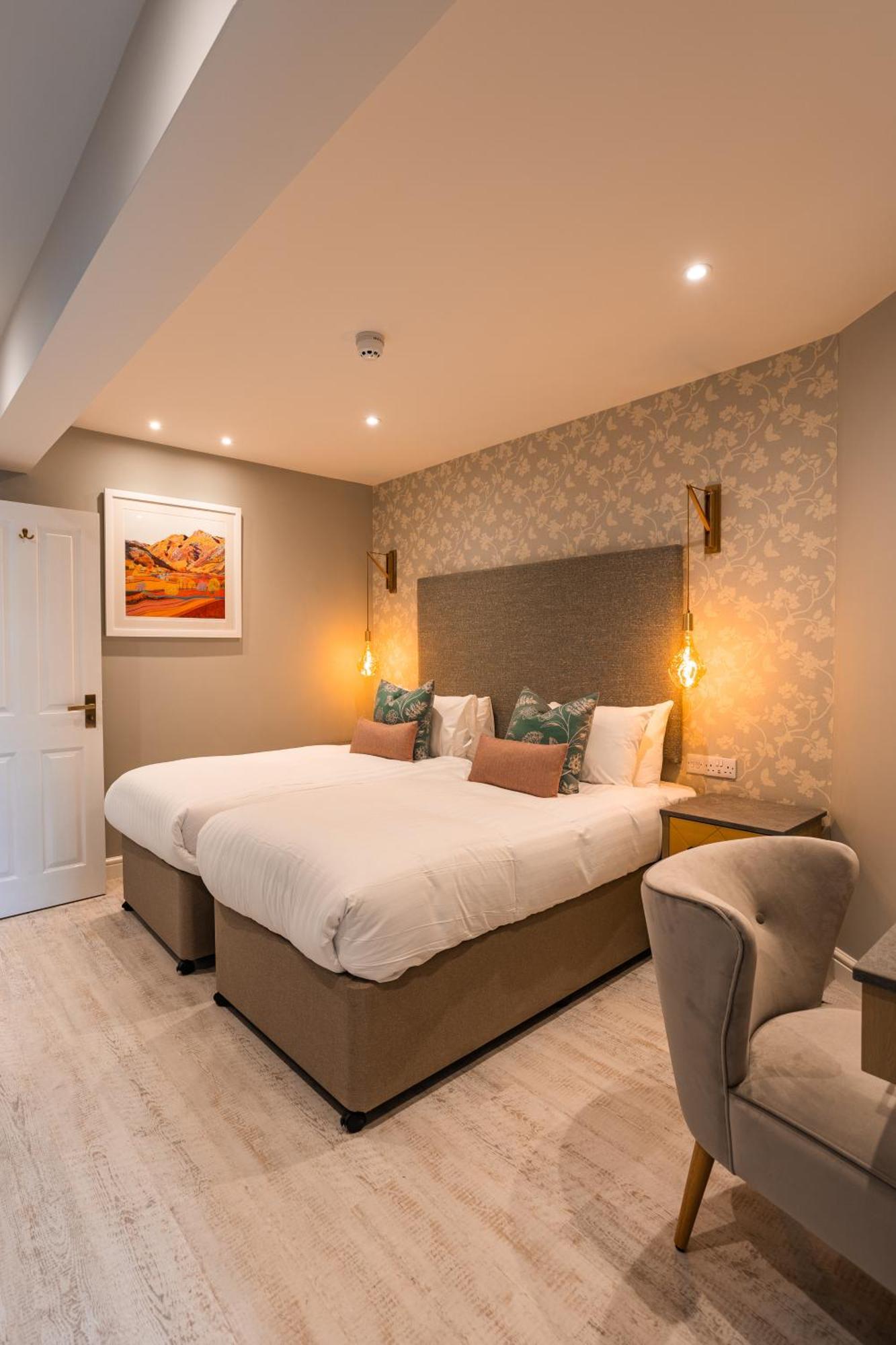 Guest house Townhouse 4*